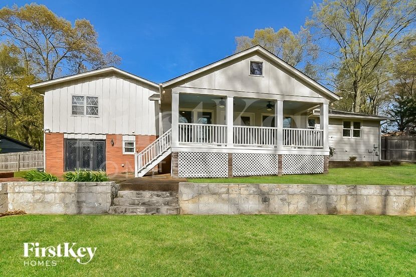 Building Photo - 1769 Great Oaks Cove
