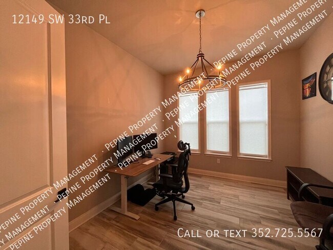 Building Photo - 12149 SW 33rd Pl