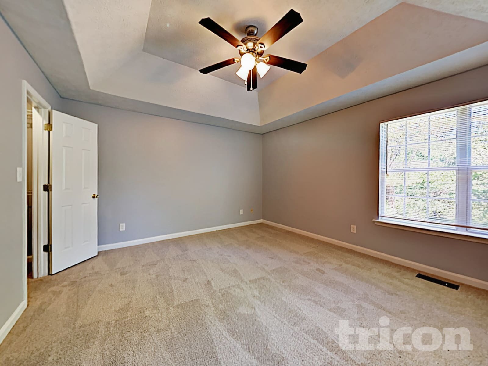 Building Photo - 432 Pine Valley Dr