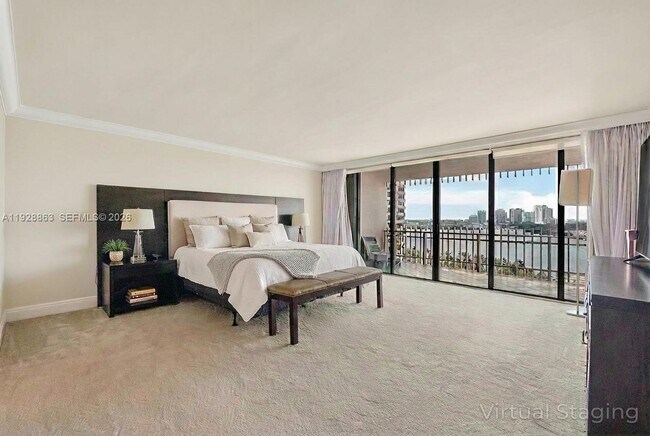 Building Photo - 2 Grove Isle Dr