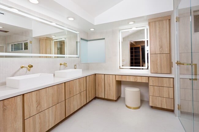 Building Photo - 18826 Winnwood Ln