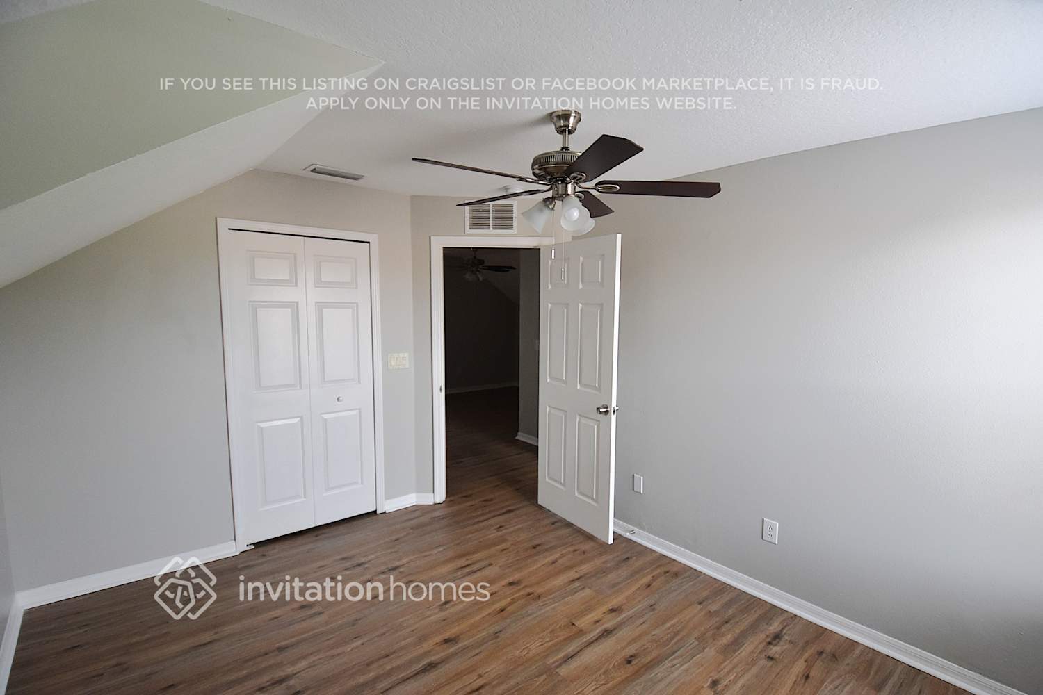 Building Photo - 6649 Cambridge Park Dr