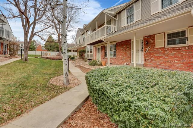 Primary Photo - 6934 E Briarwood Dr