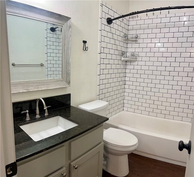 Building Photo - 1102 Todd Trail