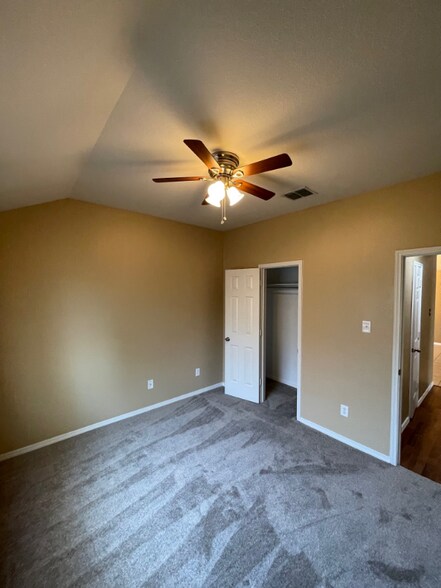 Building Photo - 8513 Autumn Creek Trail