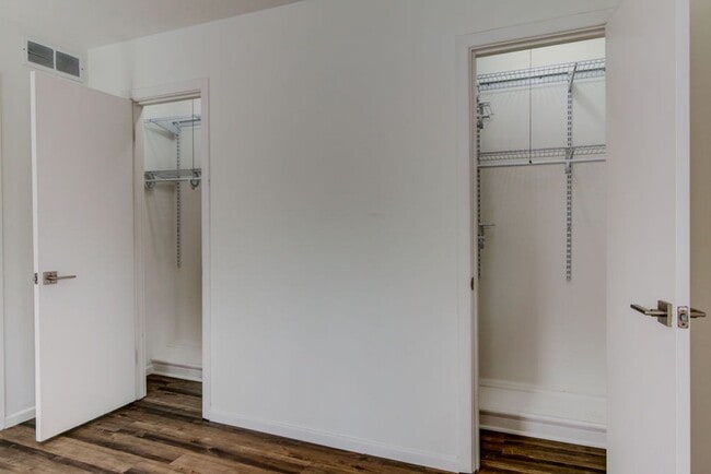 Building Photo - Beautifully Renovated Historic Home with a Large Backyard!