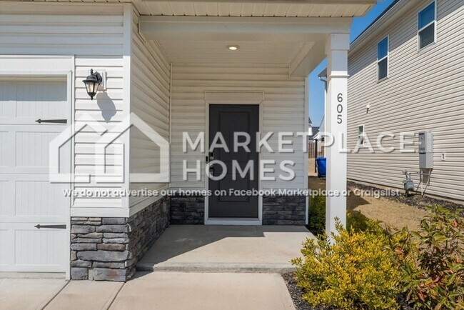 Building Photo - 605 Count Fleet Ct