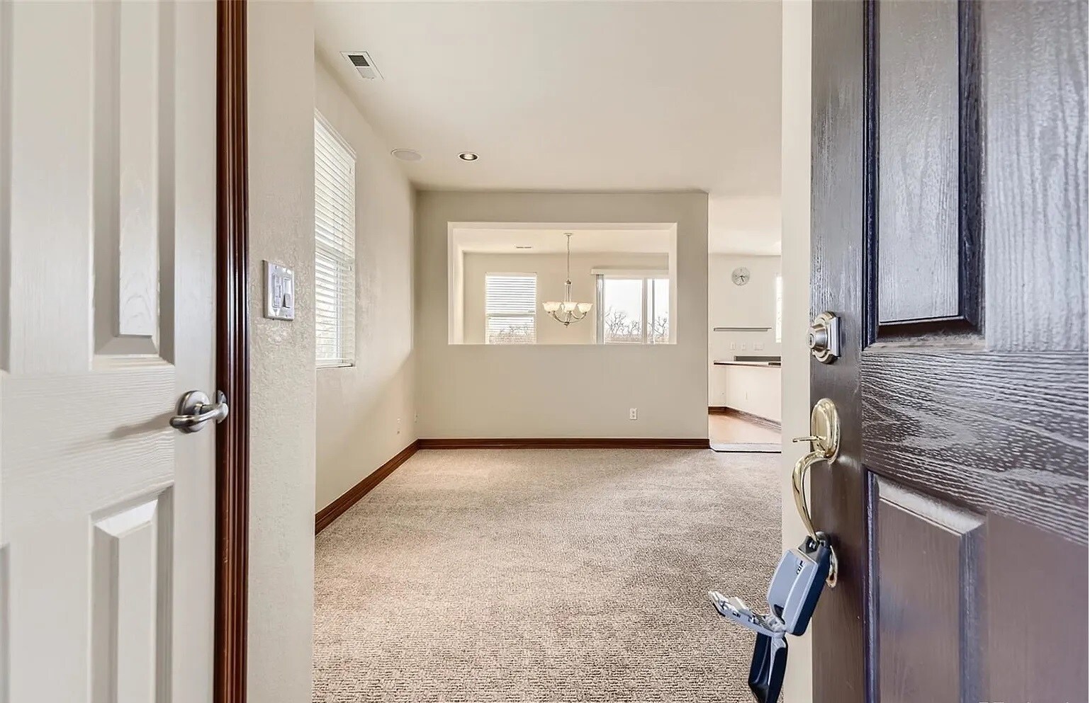 Building Photo - 17381 Waterhouse Cir