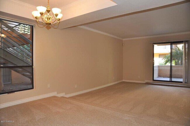 Building Photo - Charming 2 bed 2 bath gated Condo near Bell Road and 35th Ave++Pool++Fitness