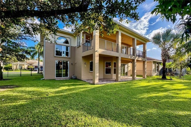 Building Photo - 11894 Fox Hill Cir