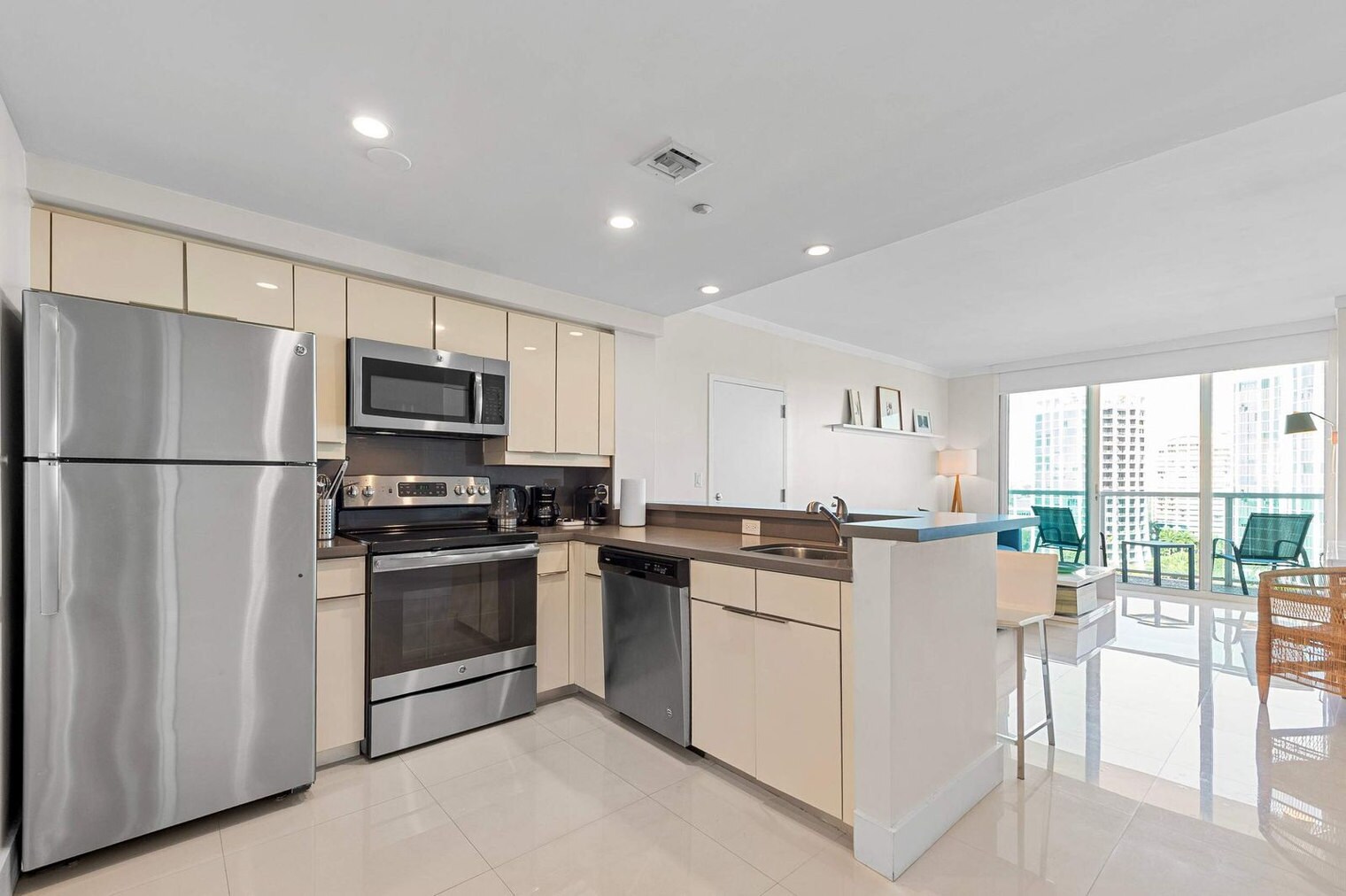 Building Photo - 2889 McFarlane Rd