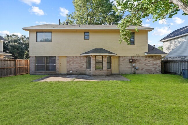 Building Photo - 22714 Powell House Ln