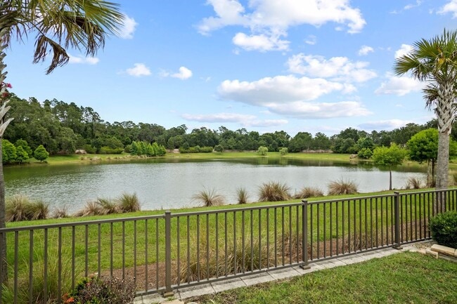 Building Photo - Exquisite 3 Bedroom 2 Bath Waterfront Home...