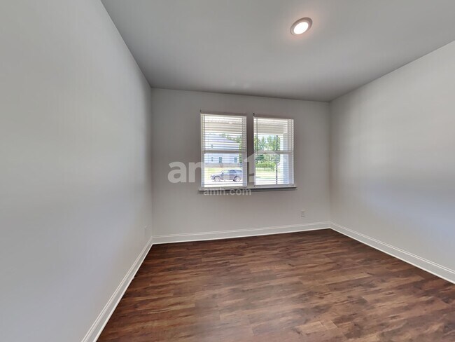 Building Photo - 5017 Pebble Bridge Wy