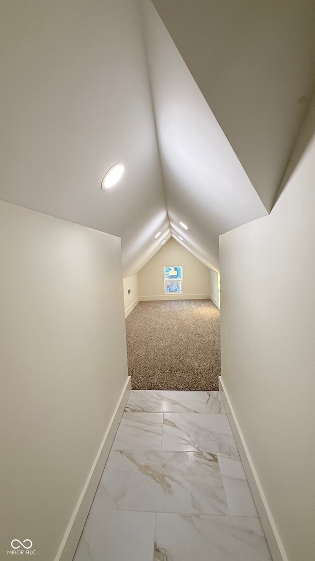 Building Photo - 1835 Applegate St