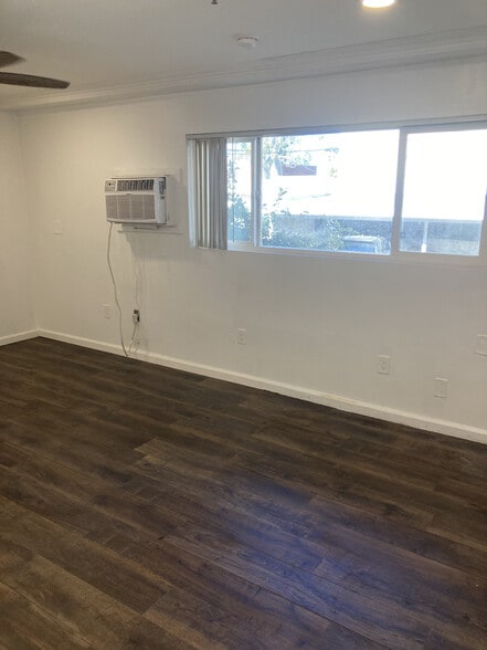 Building Photo - Bakman Hall