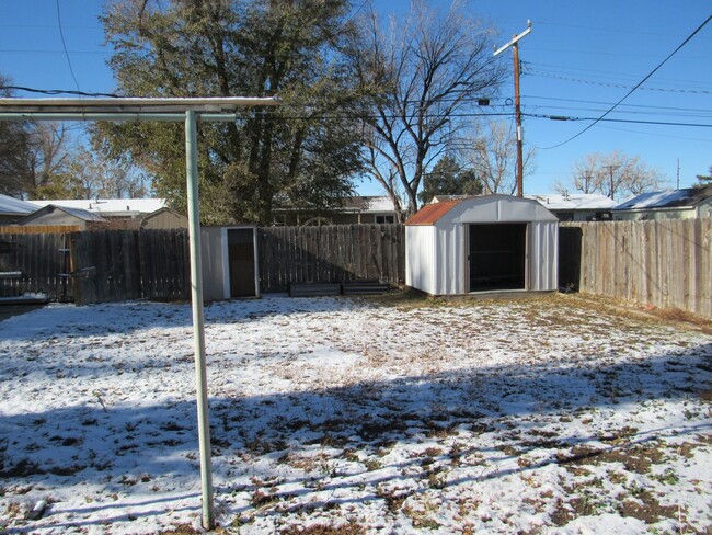 Building Photo - Westside One Level Home