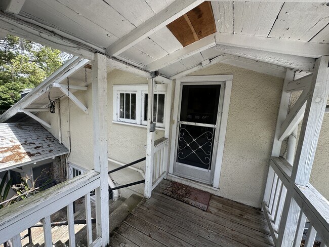 Building Photo - 1411 E Central Blvd