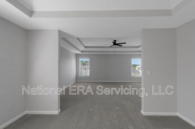 Building Photo - 50 Trinity Ln