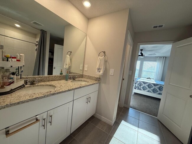 Building Photo - 3919 Radiant Mountain Dr