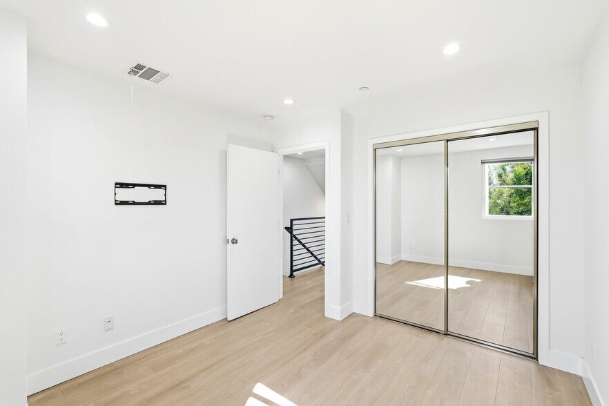 Building Photo - 4455 Colfax Ave
