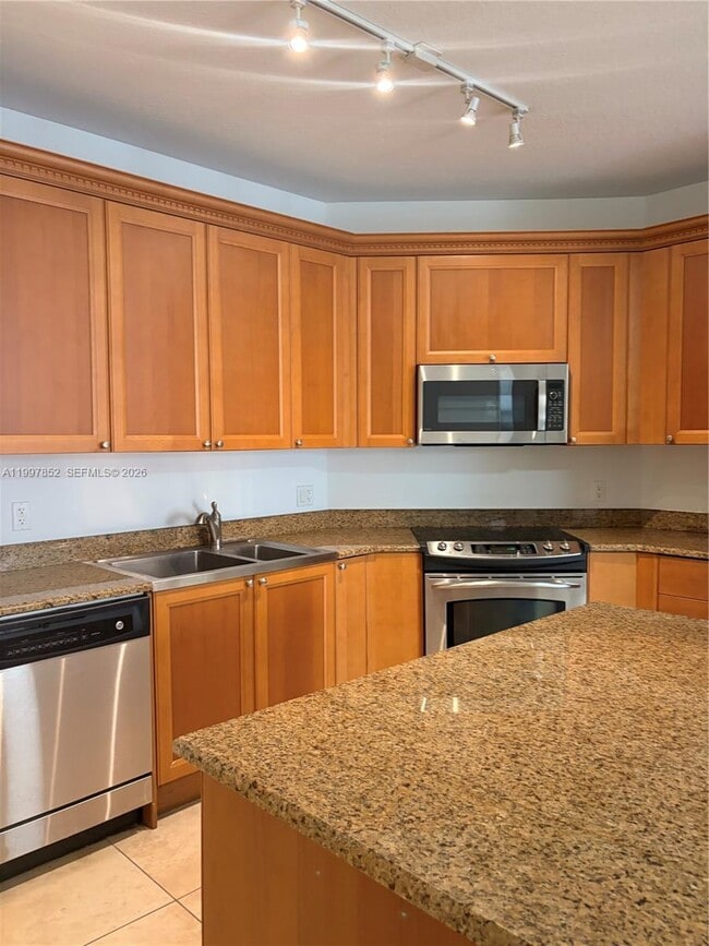 Building Photo - 55 Merrick Wy