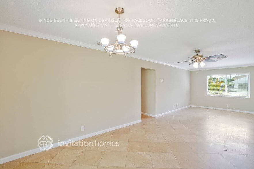 Building Photo - 35 Tam O Shanter Ln