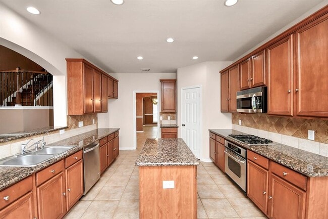 Building Photo - 2523 Sunstone Ln