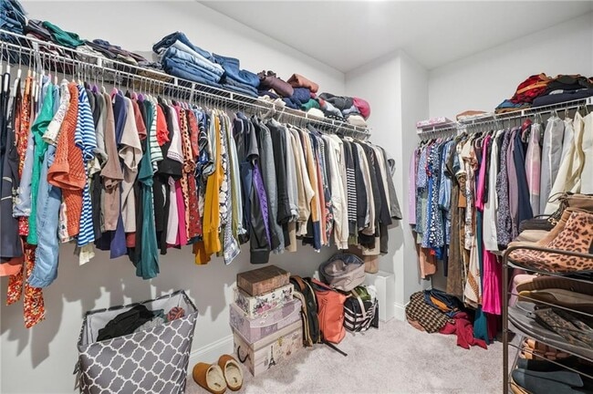 Building Photo - 721 Stickley Oak Way