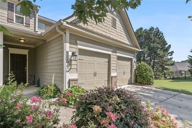 Primary Photo - 3554 Village Enclave Ln