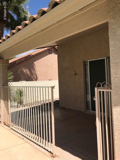 Building Photo - 724 N Yucca St