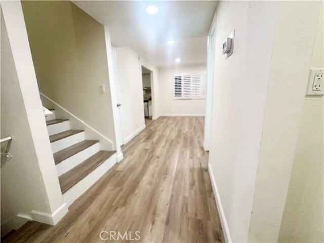 Building Photo - 1433 S Beverly Dr