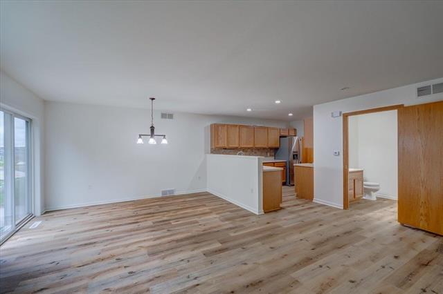 Building Photo - 3020 Selkirk Dr