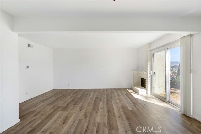 Building Photo - 5540 E Vista Del Este