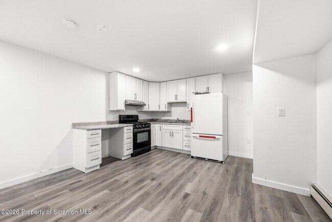 Building Photo - 2402 Dimmick Ave