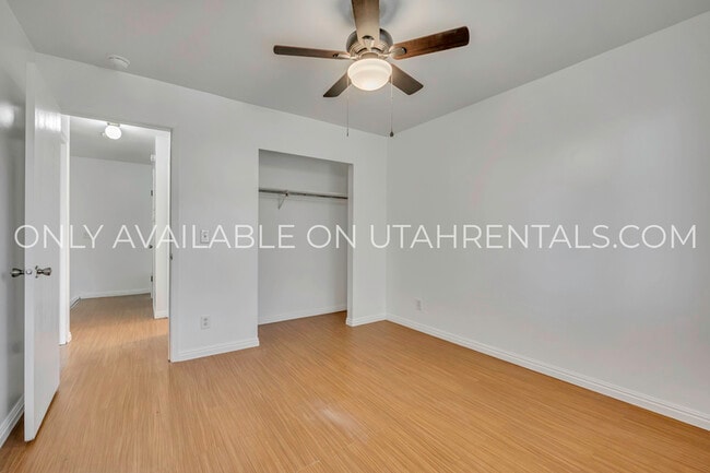 Building Photo - 234 W Foxbridge Dr