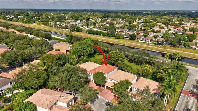 Building Photo - 6249 NW 78th Manor