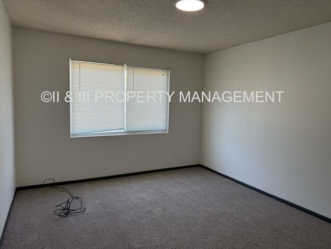 Building Photo - 9219 Central St