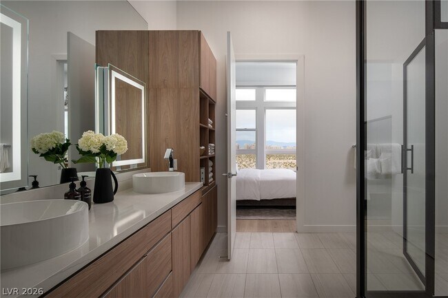 Building Photo - 11055 S Las Vegas Blvd