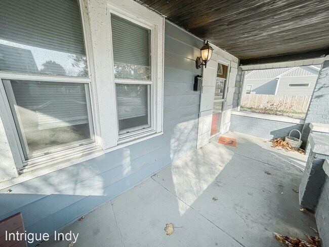 Building Photo - 2 br, 1 bath House - 2230 Woodlawn Ave
