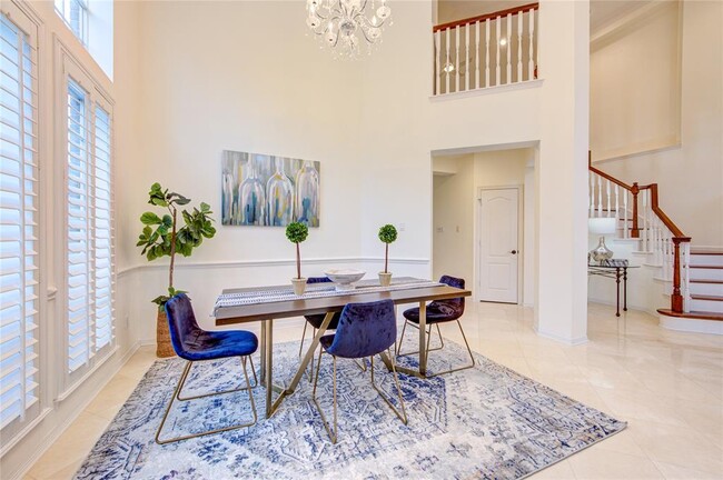 Building Photo - 13515 N Tracewood Bend