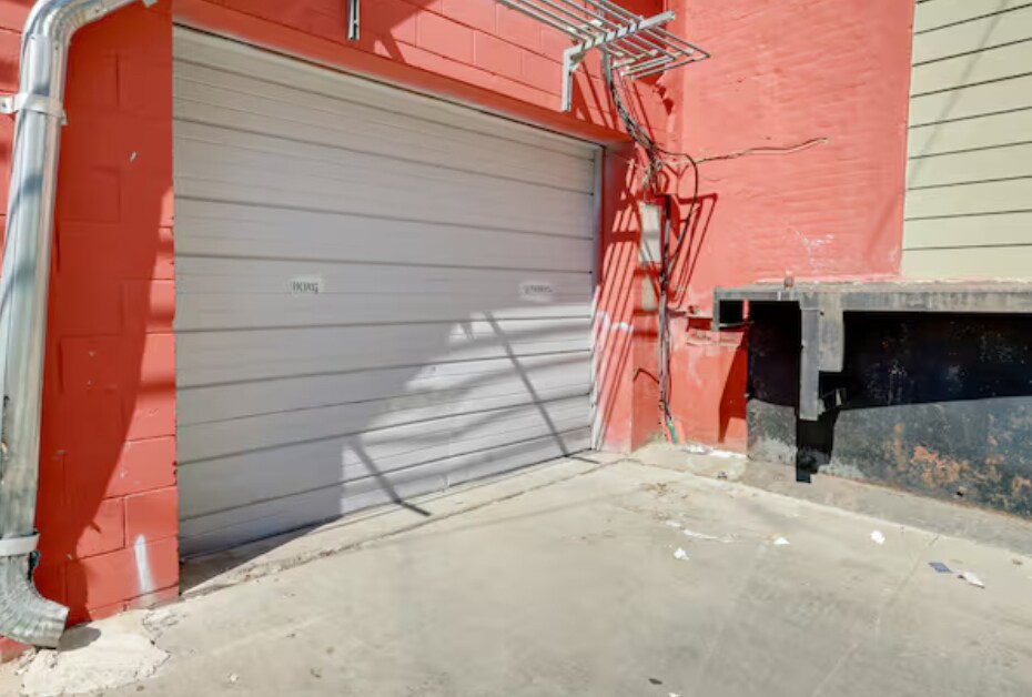 Building Photo - 1211 Howard St