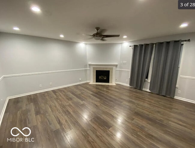 Building Photo - 401 Watercress Way