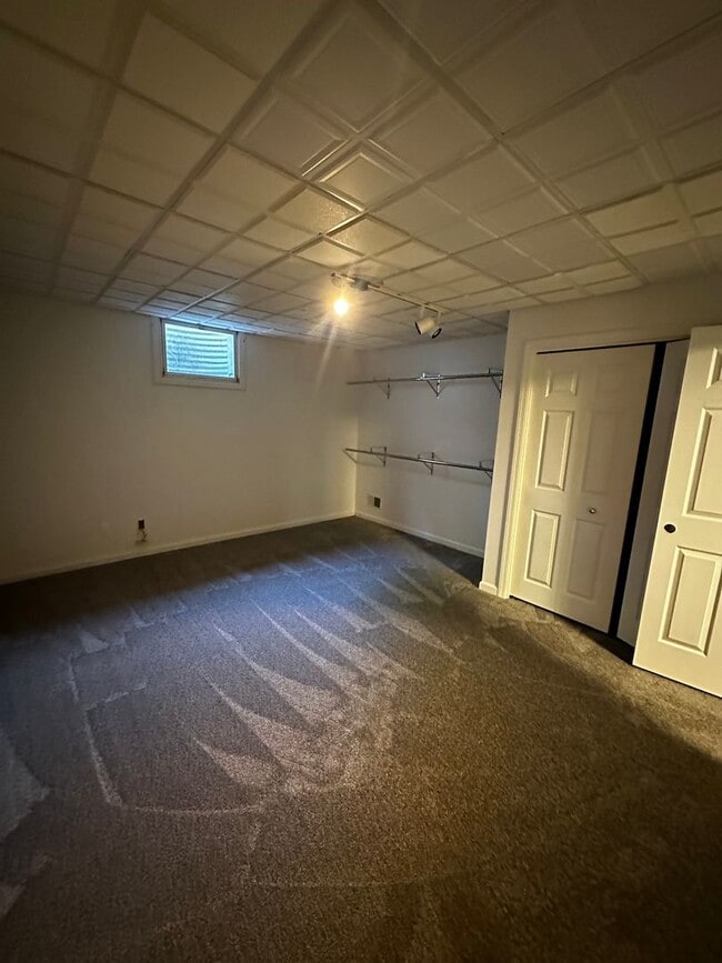 Building Photo - 1250-1254 Evans City Rd