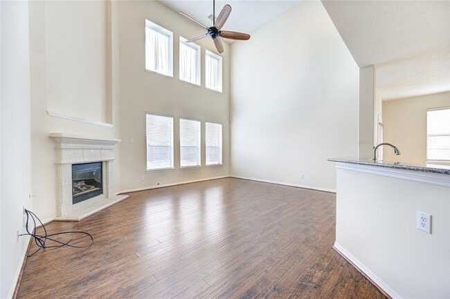 Building Photo - 5007 Jade Cove Ct