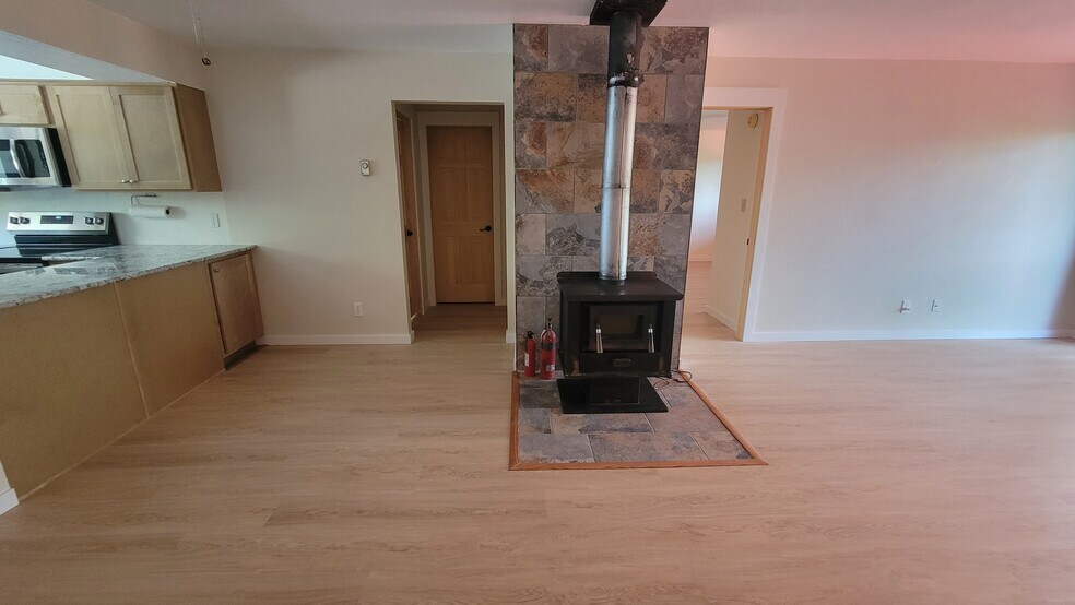 Living Room/Dining Area - 551 Animas View Drive #6
