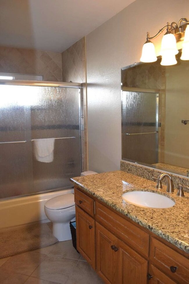 Building Photo - 9006 El Patio Ct
