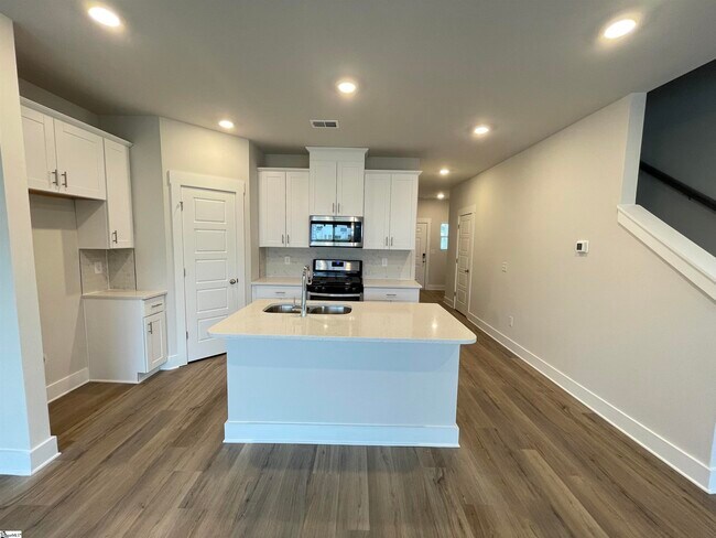 Building Photo - 34 Beachley Pl