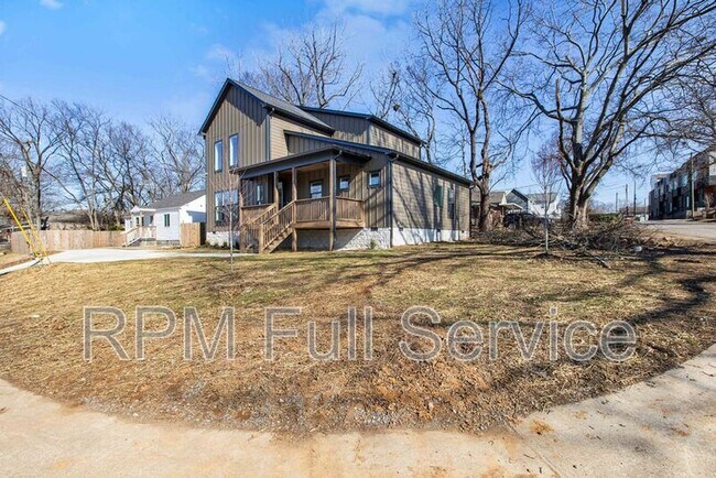 Building Photo - 2134 25th Ave N