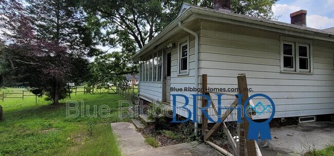Building Photo - 4628 Washington Pike